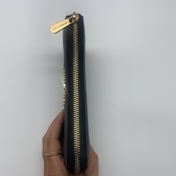 Michael Kors - Pebbled Black Leather Large Zip Around Wallet With Gold Accents - Picture 4 of 12